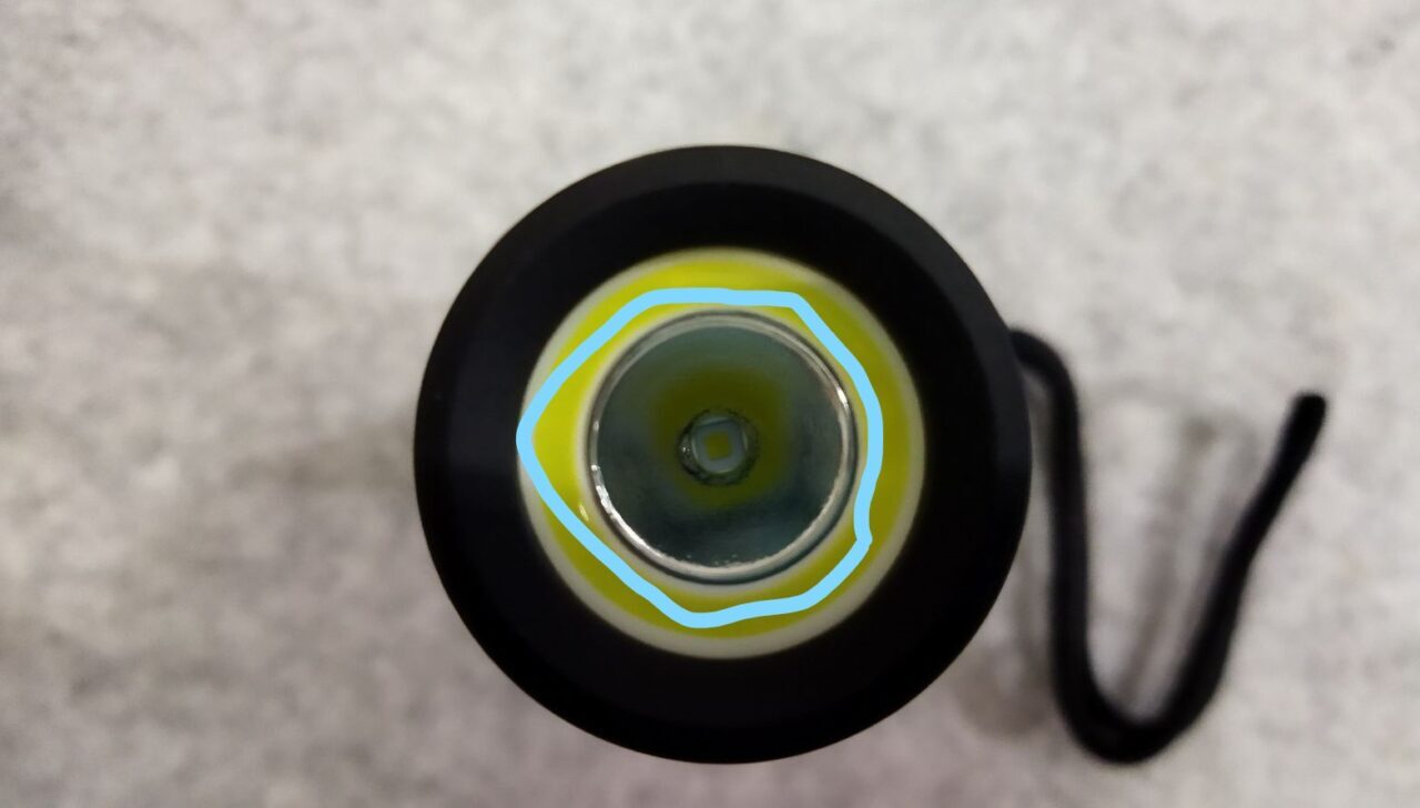 GENTOSジェントス 懐中電灯 LEDライト DI-043D 電池式 COB LED Ecoモード