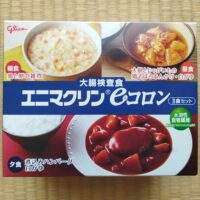 大腸内視鏡専用の検査食「エニマクリン eコロン」の外箱パッケージ写真